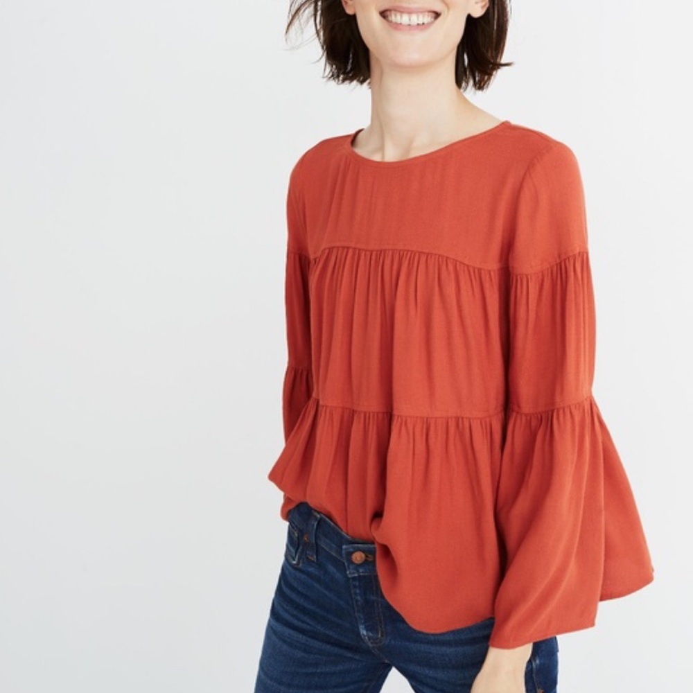 Madewell tiered button back top orange rust size L
